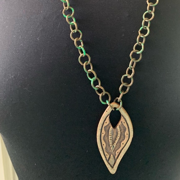 Necklace leaf pottery pendant - Picture 7 of 10